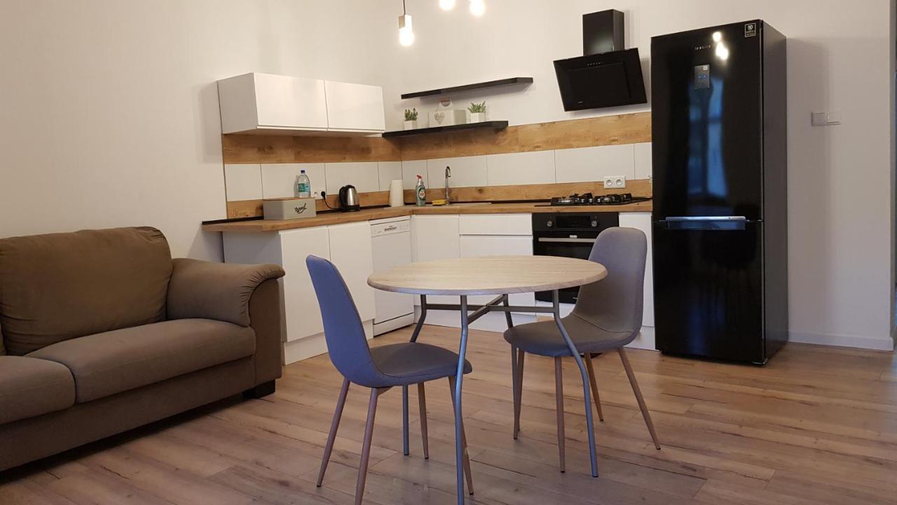 Avalon Apart 1 Legnica Exterior photo